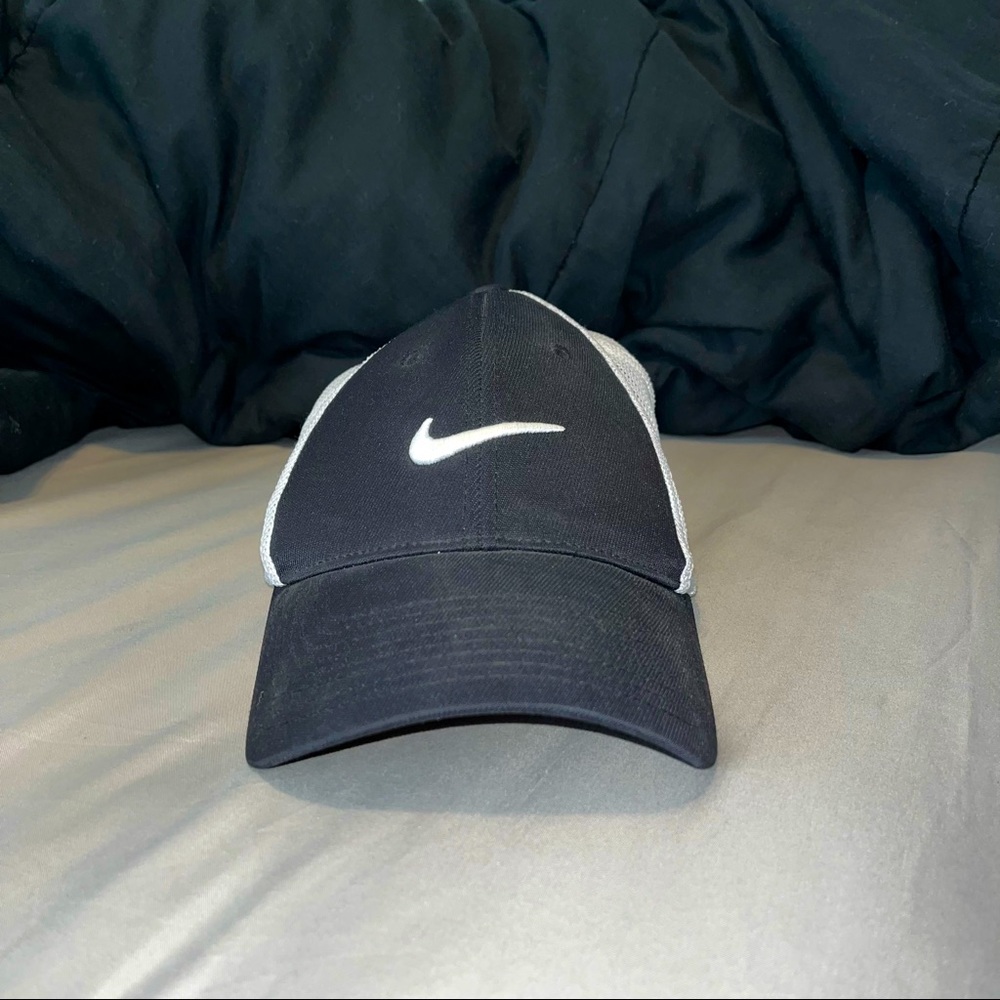 Nike VRS Golf Hat